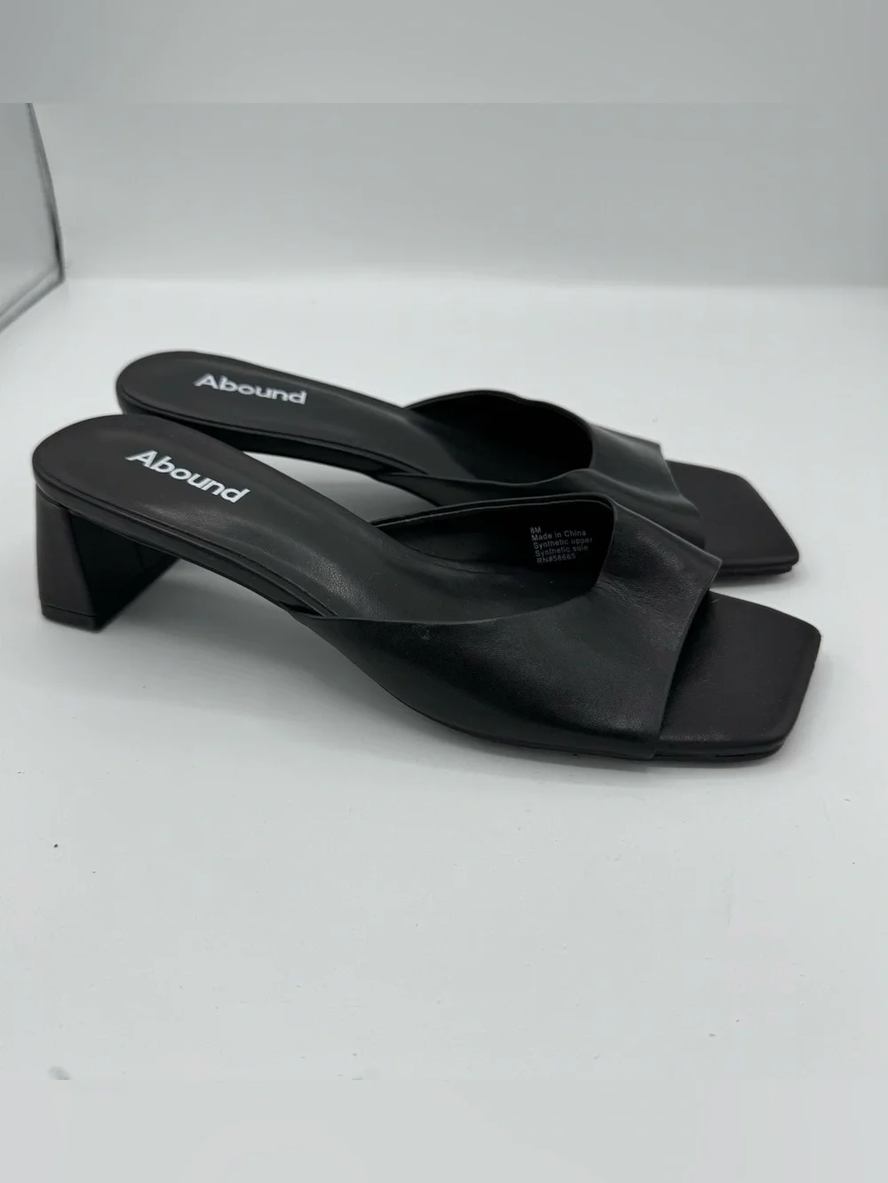NEW Abound Erica Black Block Heel Square Toe Slide Sandals size 8 90’s vibe